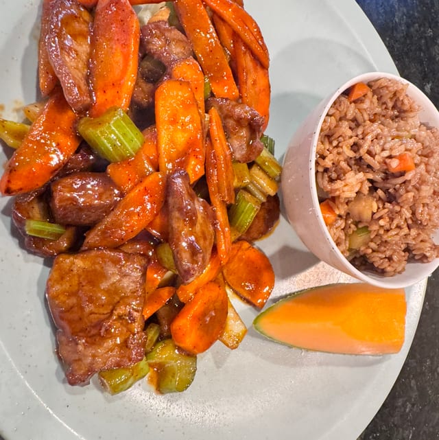 Spicy Beef With Vegetables (Dinner).